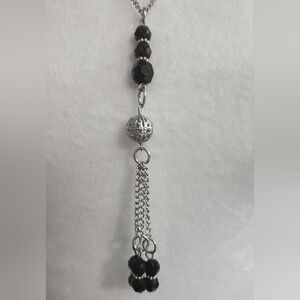 Elegant Silvertone and Black Pendant Necklace & Earring Set